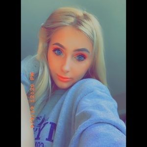 Meet your Posher, Brie